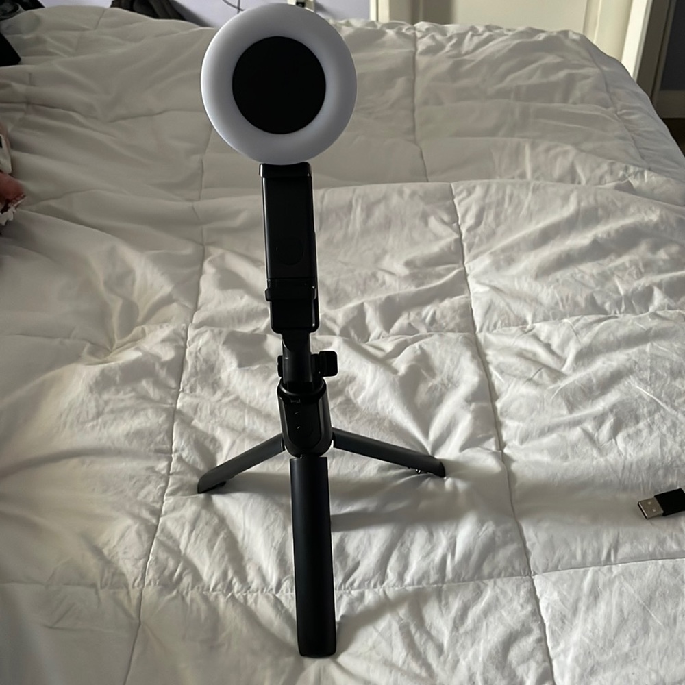 Adjustable tripod